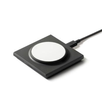 Foto: Native Union Drop Magnetic Wireless Charger Black